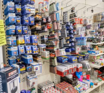 Batterien und Akkus verschiedener Marken
