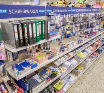 Sortiment an Schreibwaren und Bürobedarf